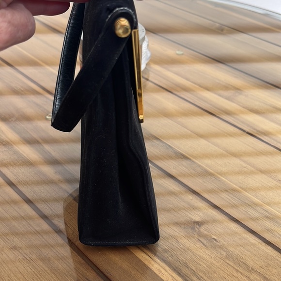 Beautiful, vintage, black suede, perma suede shoulder bag in great condition - Picture 8 of 9